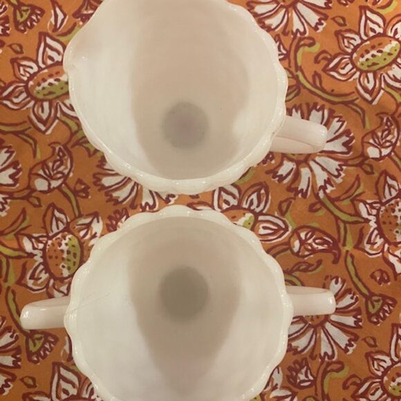 Vintage Milk Glass Creamer and Sugar Bowl Set Hobnail Milkglass Kitchen Decor - Picture 3 of 4